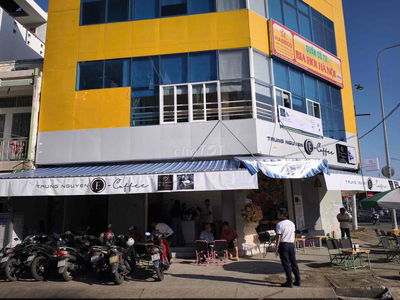 cho thuê tầng 1-2 làm văn phòng , view đẹp