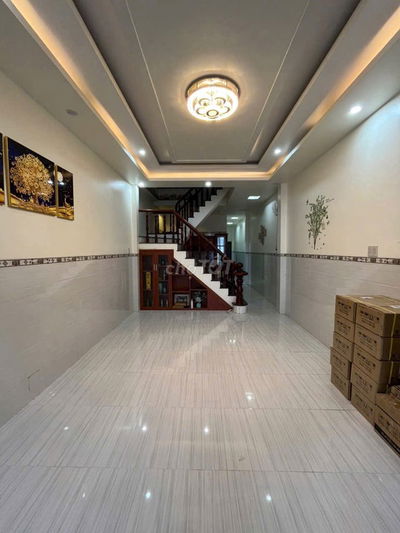CHO THUÊ NHÀ 1 LẦU MỚI ĐẸP MẶT TIỀN LỘ OTO KDC NGÂN THUẬN