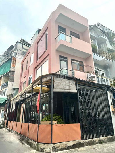 BÁN NHÀ CĂN GÓC 2 MẶT TIỀN 16,5M GẦN CẦU BA SON GIÁP QUẬN 1