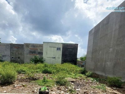 BÁN GẤP 96m2 (5 x 19,2) FULL THỔ, HẺM OTO 5m ĐƯỜNG 11 P.LINH XUÂN