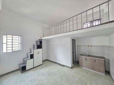 Phòng 60m2 đường C18, Tân Bình nội thất đầy đủ giảm 500k tháng đầu