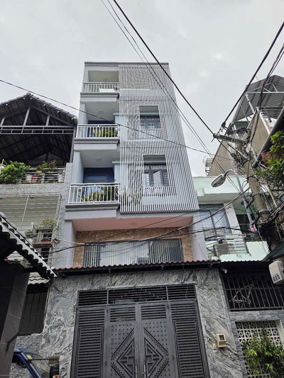 Bán Gấp!Nhà HXH Dương Quảng Hàm P5-(5,2mx18m)-3 Lầu-Giá 10ty9 TL