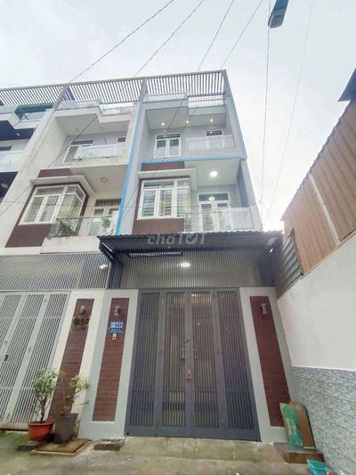 Bán nhà 4x13m đúc 4 tầng, Nguyễn Thị Kiểu sát Tiểu học Lê Văn Thọ