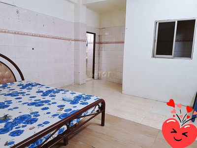 Nghiêm Túc, Phòng Ở Miễn Phí 20m2 Bình tân, Phú Nhuận, Q12
