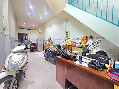 BÌNH THỚI- Q11-1 CĂN RA MẶT TIỀN- 76M2- 3PN- XE HƠI ĐỖ CỬA- NỞ HẬU LỘC