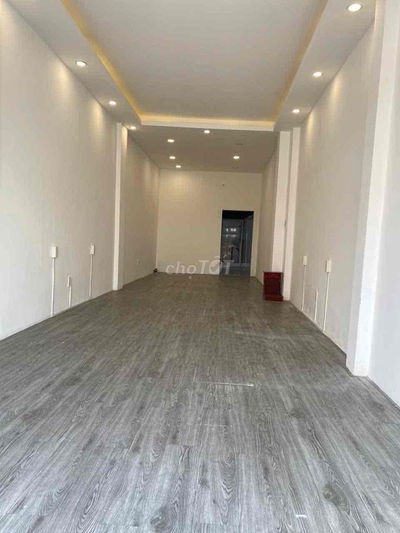 Cần bán nhà cấp 4 mặt tiền Huỳnh tất phát. Q7 ngay khu chế xuất