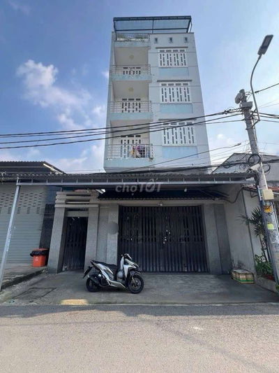 NHÀ 5 TẦNG THANG MÁY  NGANG KHỦNG 8M  160M² SÁT TÔ KÝ  CHỈ 11 TỶ