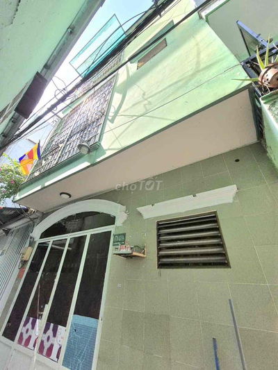 Bán nhà 1 trệt 2 lầu 2PN 3WC hẻm 870 Lạc Long Quân - Tân bình