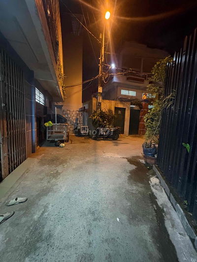 nhà 1 lầu giá 1.790 triệu ngay trườnv Văn Thân Nhà PVC p7Q6 có Sổ Hồng