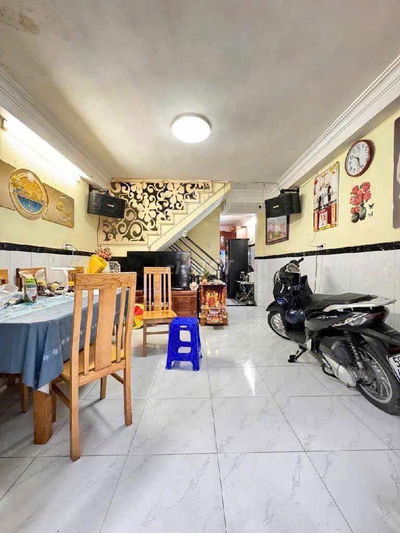 BÁN NHÀ CHIẾN LƯỢC - 3 TẦNG - 4PN - 3.5X10M - HẺM XE HƠI - 4.3 TỶ