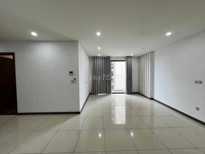 Cần cho thuê căn hộ 3 phòng ngủ Hado Centrosa Garden