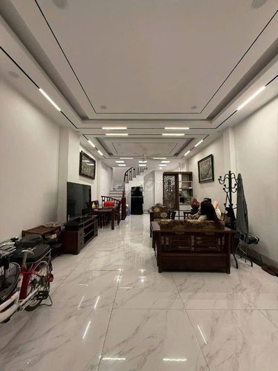 Bán nhà riêng tại Lĩnh Nam 38m 5T 4 phòng ngủ giá chỉ 6.8 tỷ