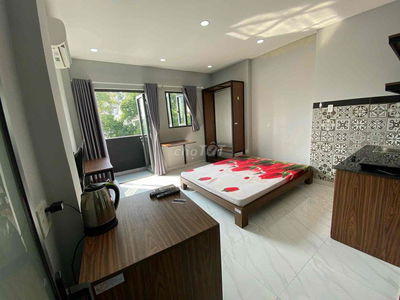 Căn hộ full nội thất cách Metro bình thái chỉ 1km, ngay Xa Lộ Hà Nội