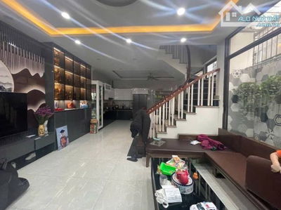 BÁN NHÀ HỒ TÙNG MẬU PHÂN LÔ NGÕ THÔNG 2 ĐẦU OTO DT52M2*MT5M*5TẦNG DÂN XÂY. NHỈNH 10 TỶ