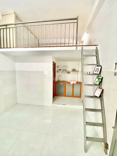 Cho thuê CHDV đường Lê Trọng Tấn cách HUIT 5' đi xe