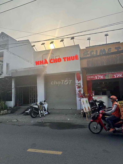 NHÀ CHO THUÊ, 4X30M, NGAY MT ĐỐI DIỆN TRƯỜNG HỌC