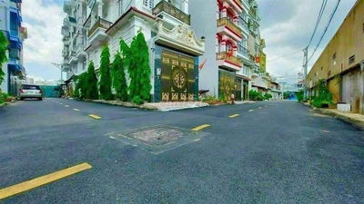 Nhỉnh 5 tỷ Nhà Phố 3 tầng Hẻm nhựa 8m khu VIP Đường Trần Thị Hè