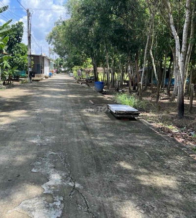 Nhà kiêng cố đẹp gần KCN trà nóc lộ 6m xe ô tô