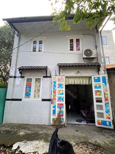 Bán nhà sổ chung diện tích 25m2 gần chợ dĩ an