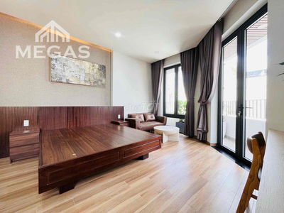 CĂN HỘ CHUNG CƯ CAO CẤP BAN CÔNG THOÁNG MÁT