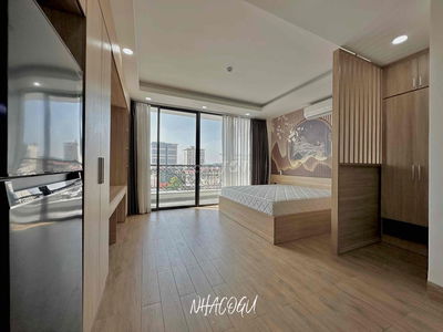 cho thuê căn hộ ban công - cửa sổ ngay cầu vượt lăng cha cả - sân bay
