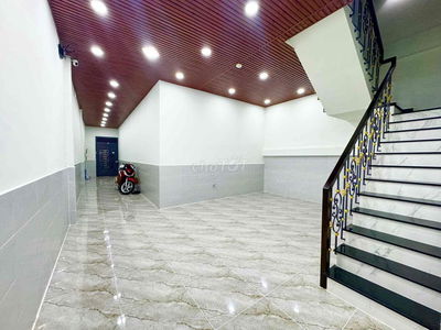 Sleep box mặt tiền 653 lê văn lương cách đại học TĐT 200m 🔥