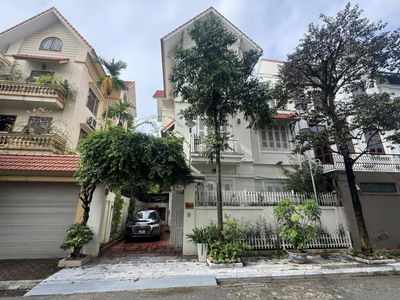 CHẤN ĐỘNG ĐỐNG ĐA: BÁN BIỆT THỰ LIỀN KỀ 116M2 - MT 7M - 3 Ô TÔ VÀO NHÀ - VIEW HỒ, NHỈNH 33 TỶ