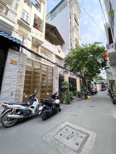 BÁN NHÀ HẺM 458 Q10 - XE HƠI TỚI NHÀ - 42M2 5 TẦNG - SỔ A4 CHỈ 7.x TỶ