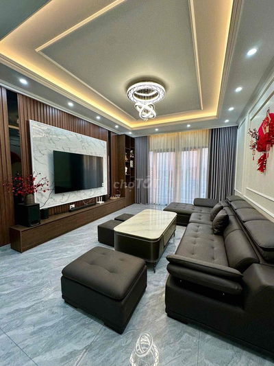 🔥SIÊU PHẨM 4.5 TẦNG THANG MÁY – MẶT ĐƯỜNG BÙI VIỆN – HẢI PHÒNG