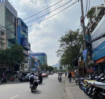 Cho thuê nhà mặt tiền Nguyễn Gia Trí, DT 4m x20m, trệt + 3 lầu