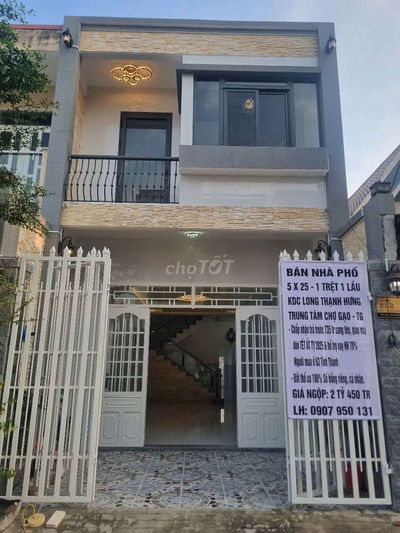 TRẢ TRƯỚC 680 TR SANG TÊN, GIAO NGAY NHÀ LẦU 5 X 25 TRUNG TÂM CHỢ GẠO