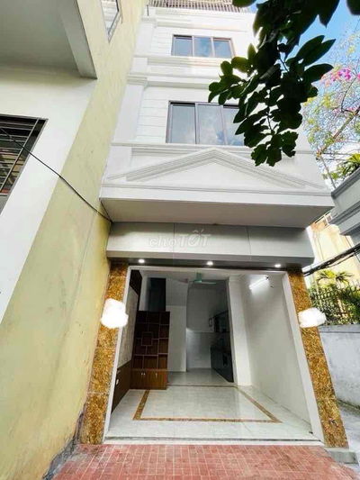 Bán nhà lô góc khu trung tâm phố Nguyên Văn Linh 33m x 4t