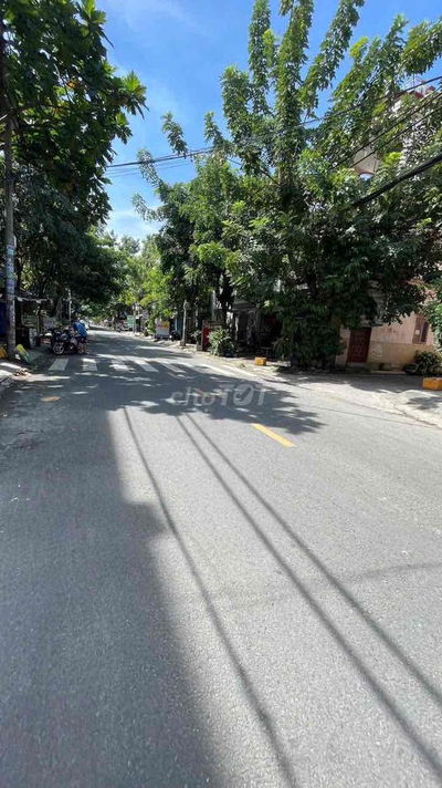 Bán nhà mặt tiền đường T6 phường tây thạnh 3.7x15M 3 tầng