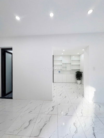 Mặt ngõ kinh doanh Trường Chinh, MT 5m, ô tô đỗ cửa, 20m ra ngã tư