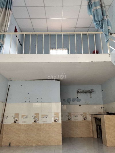 Nhà trệt lửng hẻm xe máy