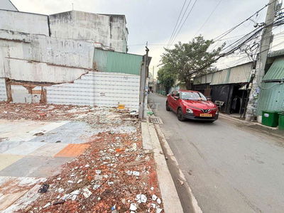 Cần bán 3 lô đất, cách Tam Bình 100m, xây dựng cao, gần chợ Hiệp Bình