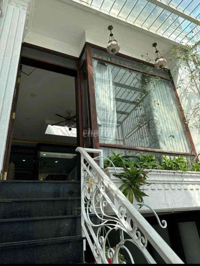 4×22 1TRỆT.3 LẦU.CÓ GARA ĐỂ OTO.GIAO THÔNG THUẬN TIỆN. HỢP LÀM VP C TY