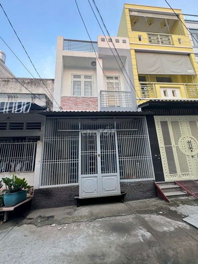 Siêu phẩm, nhà 3 tầng, KDC Nam Hùng Vương,Bình Tân, hẻm 6m,giá 4,3 tỷ