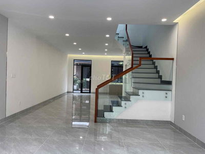 Cho thuê nhà phố Mizuki 3 tầng, nhà hoàn thiện giá 15tr/tháng