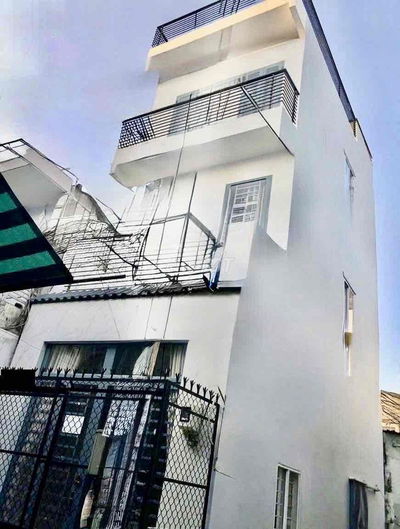 🏡cho thuê nhà nguyên căn góc Hẻm Nguyễn Thị Tần P2 Quận 8. 📐• Diện tíc