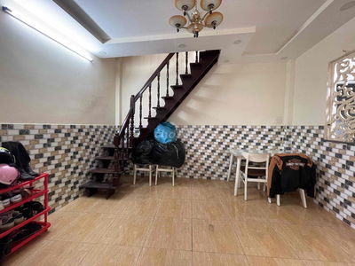 Cho thuê nhà nguyên căn có nội thất Nguyễn Thượng Hiền p6, Bình Thạnh