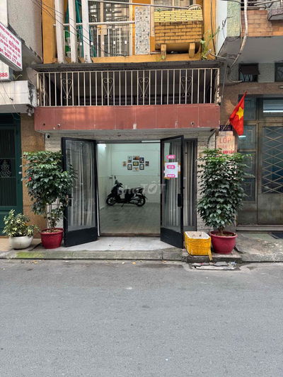 Mặt bằng kinh doanh gần chợ Phạm Văn Hai