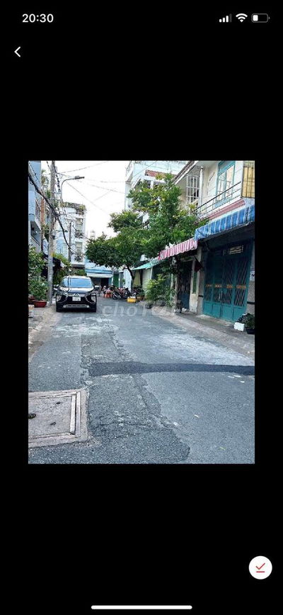 Cho thuê nhà đẹp hẻm 8m, dt 4×20, 3 tấm + sân thượng, oto để trong nhà
