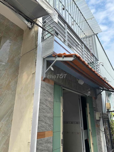 nhà bán ngay chợ phú lạc ( phong phú) cách lộ 50m