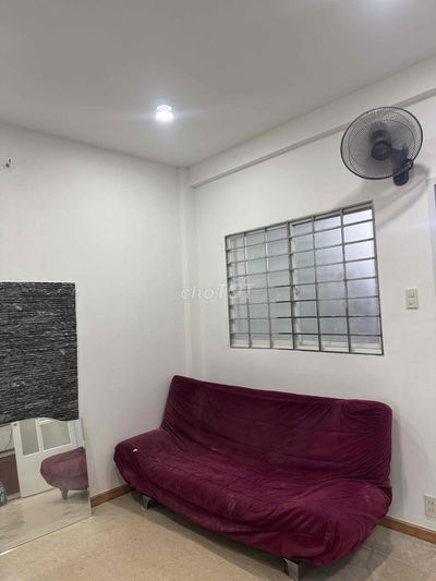 Chính chủ cho thuê cư xá Hồ Văn Huê nhà đẹp