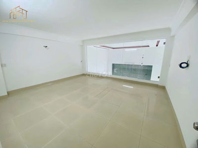 CHO THUÊ VĂN PHÒNG MẶT TIỀN TRÊN ĐƯỜNG MAN THIỆN GẦN SÂN BAY, GẦN TTTP