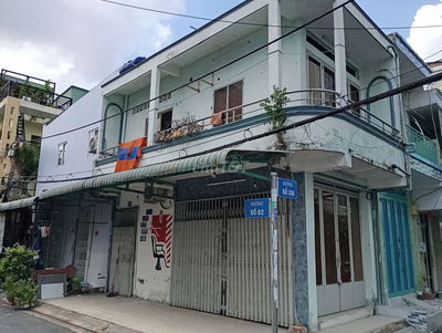 nhà góc 3x7m 1 lầu 2pn, 2 mặt tiền đường 82