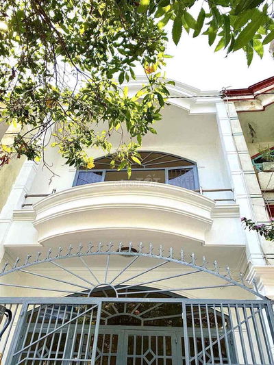 CHO THUÊ NHÀ ĐẸP NỘI THẤT CƠ BẢN HẺM Ô TÔ DS4 P8