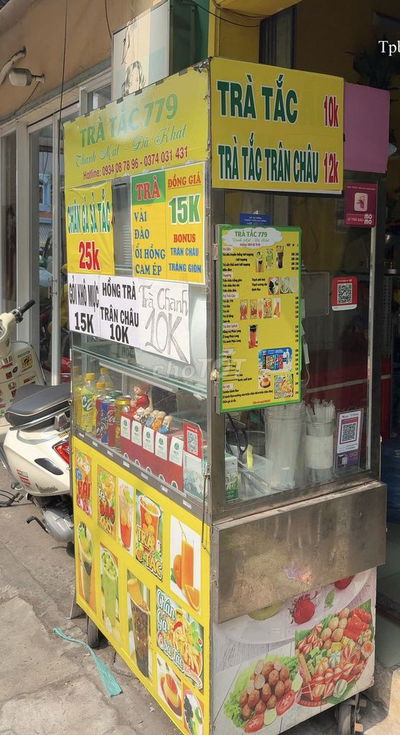 Cần sang quán trà sữa