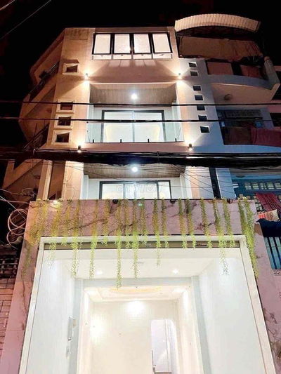 Mặt Tiền Đường - 4 Tầng Mới Cứng- Ngay Trung Tâm Gò Vấp - Kinh Doanh Đ